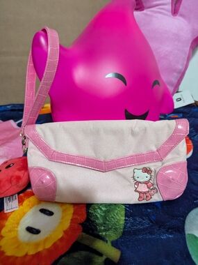 Hello Kitty Light Pink and Hot Pink Wristlet Clutch